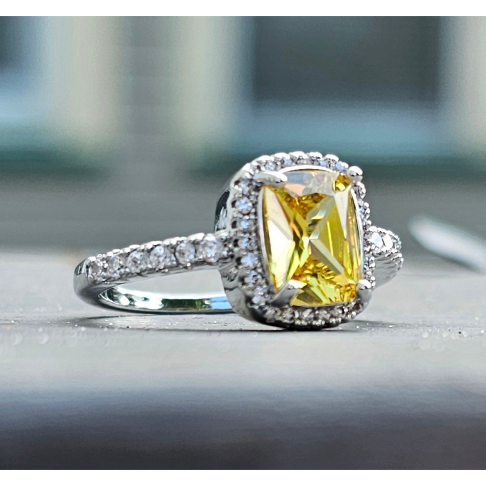 1.25 ct Emerald Cut Citrine Single Halo Zircon 925 Sterling Silver Ring size 7